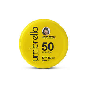 Keya Seth Aromatherapy, Umbrella Sunscreen Powder - SPF 50 UVB, PA+++ UVA - 50 gm